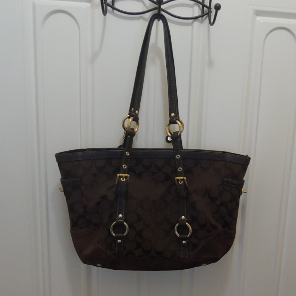 Coach shoulder bag
